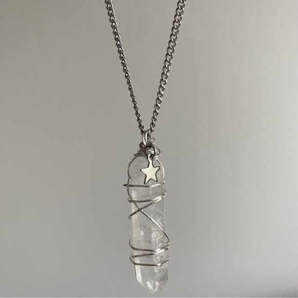 Handmade Clear Quartz Point Necklace - Picture 1 of 7